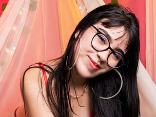 camwhore fingering pussy ElieConor