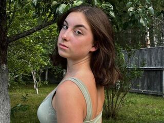 nude webcamgirl pic EllynMall