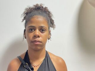 fingering camslut EmaVallerin