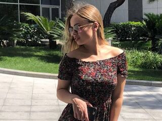 jasmin cam hooker video EmileeBeyale