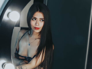 naked camgirl gallery EmilyClarkk