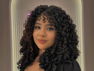 free live chat EmilyJey