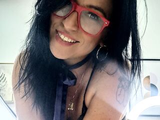 live sex video EmliySuaz