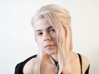 hot strip tease show EvaLaren