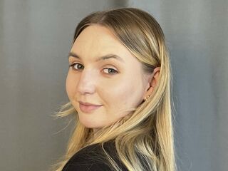 hot striptease web cam FloraBrenden