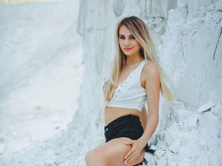 cam show HannaMo