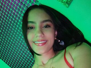 camgirl masturbating with vibrator HannahHerrera