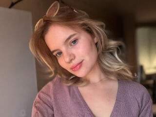 girl HeidyNemzin