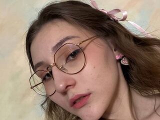 cam girl fingering IngeFelde