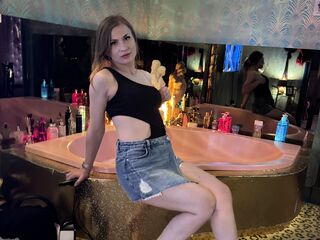 mastubating web cam girl IsaEthan