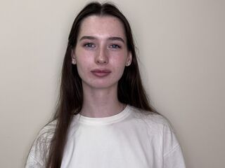 cam girl playing with dildo JazminCollett