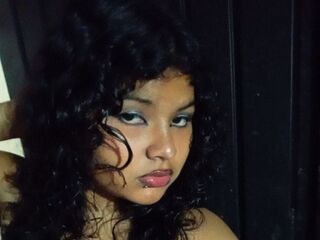 naughty cam girl fingering pussy JessikStone