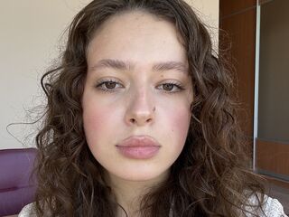 naked camgirl masturbating with dildo JoanShutter