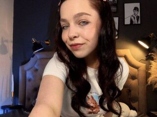 camwhore shaved pussy JuddyHill