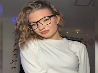 adult cam show KatieGoodacre
