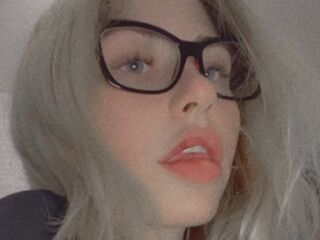 naked webcam girl KatlynHoppel