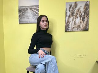 free live webcam sex KeeleyGambee