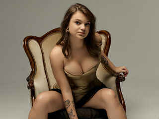 shaved pussy web cam KiraBlake