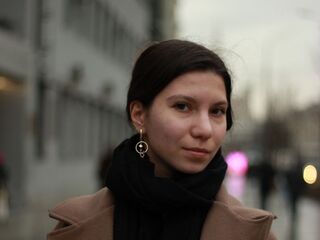 camgirl video chat KiraReddel