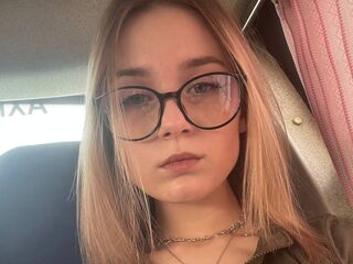 cam slut KristenMooren