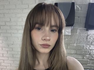 topless webcam girl KristinaSweetova