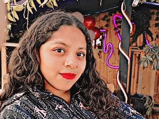 chatroom cam KyraFade