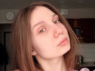 cam girl fingering pussy LaraVenn