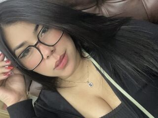 online chat LaylaEvans
