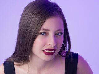 beautiful webcam girl LennaPhillips