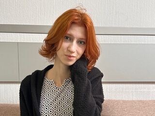 adult videochat room LettyAegerter