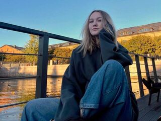 hot videochat LillyStill