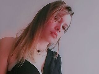 naughty camgirl picture LillyThompsonn