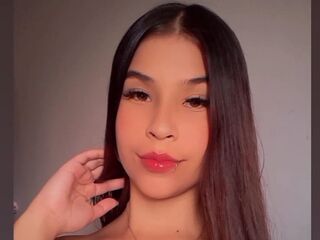 free nude live show LindaLeone
