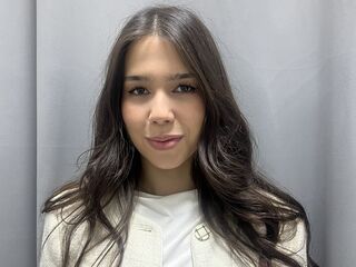 naked webcam girl photo LisanOwens