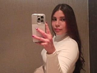 beautiful girl cam LizzieWells