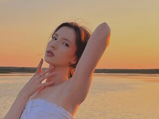 camgirl shaving pussy LoisOsden