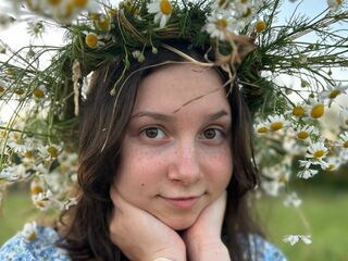 beautiful webcamgirl LolaFreeman