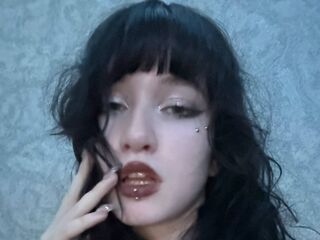 bedroom live webcam LouisePerrish