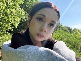 naughty camgirl masturbating LouiseUsie