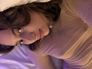 camwhore fingering pussy LuciBliss