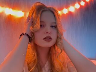 Kinky webcam LunaReedy