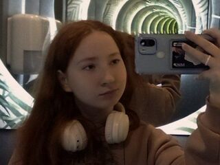 adult web cam MadgeRemerez