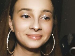 cam girl showing pussy ManieLaverne