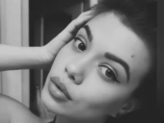 fingering girl MarciaMoor