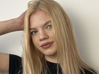 hot cam girl fingering MariaTownsen