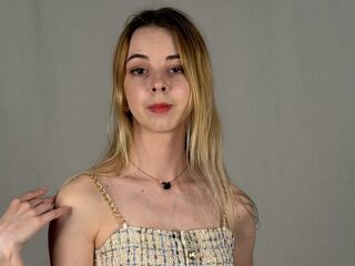camgirl masturbating with sex toy MarieWard