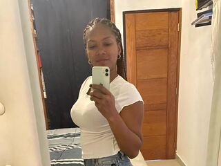 cam girl masturbating with vibrator MartinaLiberti