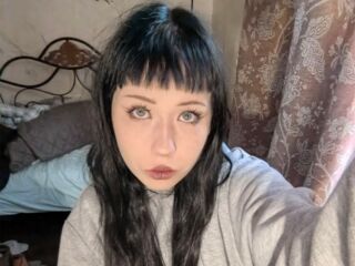 beautiful girl MauraAupperle
