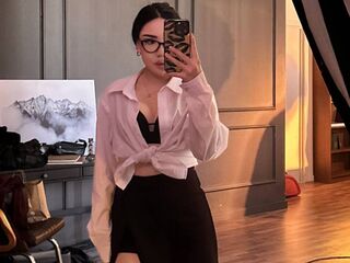 camgirl spreading pussy MayRenz