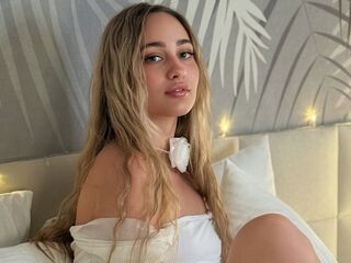 sex chat MayaSly